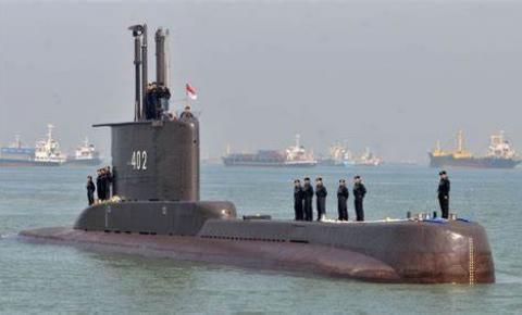  53 tripulantes morrem em Submarino indonésio que estava desaparecido