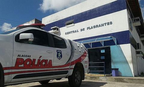 Polícia prende jovem que comercializava droga em bar de Rio Largo